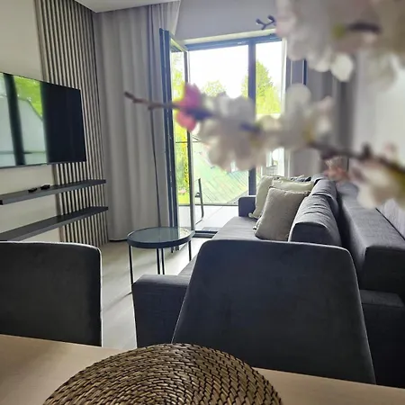 Belle View 104 שצ'קלארסקה פוראובה